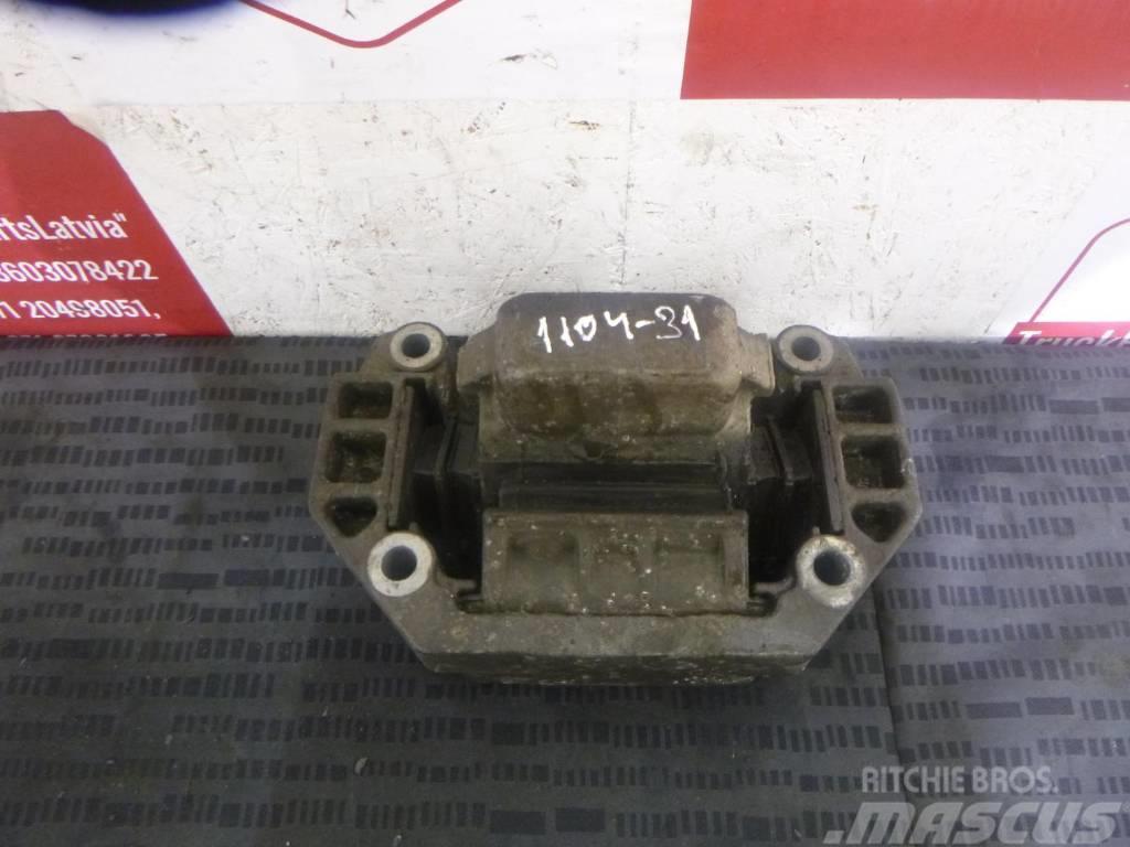 Scania R440 Gearbox support 1782203 Getriebe