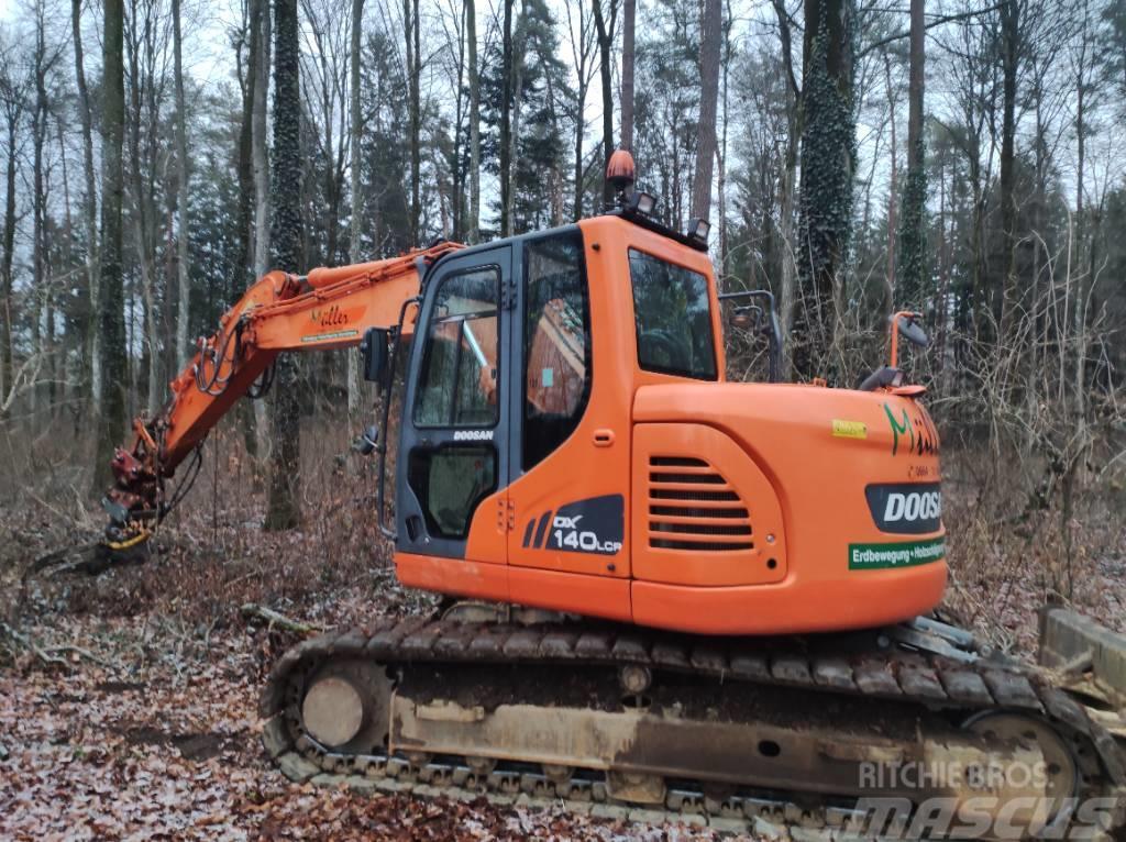 Doosan Kettenbagger DX 140 LCR Crawler excavators