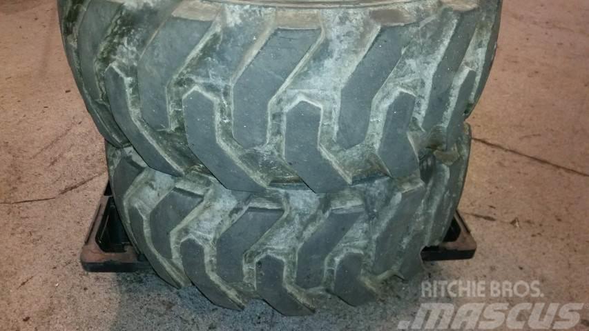  Kompletta hjul 10x16,5 Reifen