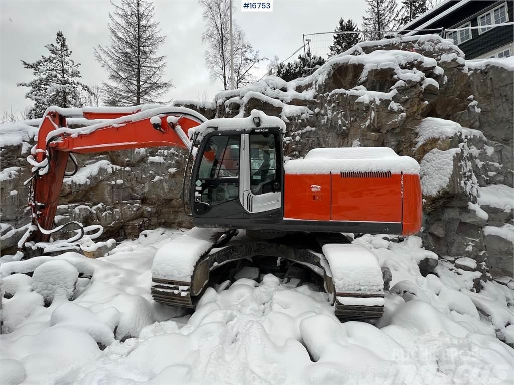 Hitachi ZX250LC-3 Tracked excavator w/bucket and tilt. Raupenbagger
