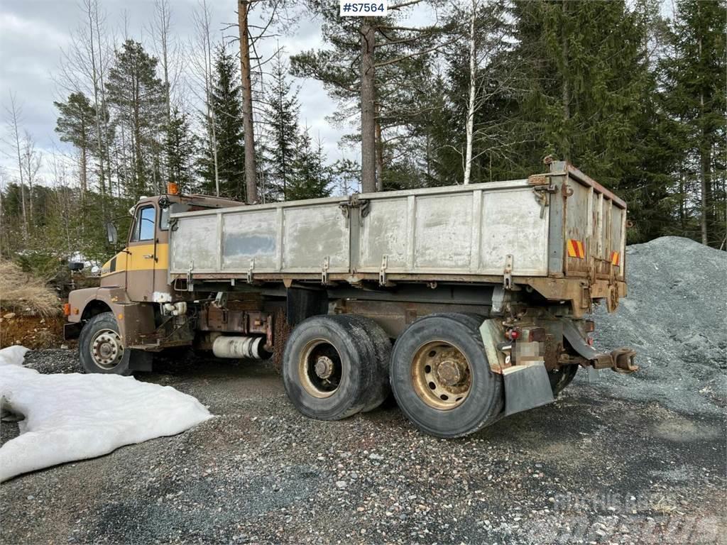 Volvo N10 Tipper with plow equipment REP OBJECT Kipper