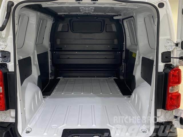 Toyota Proace Van Media 1.5D Business 100 Panel vans