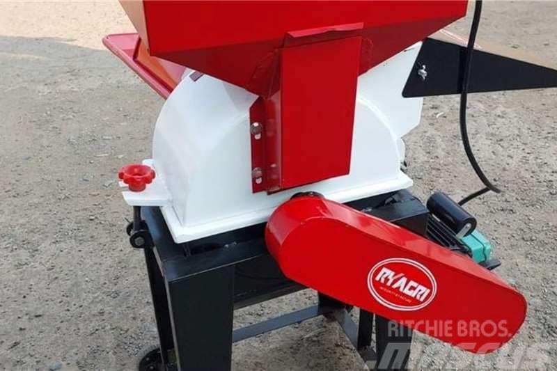  RY Agri Hammer Mill HM2.2 Andere Fahrzeuge