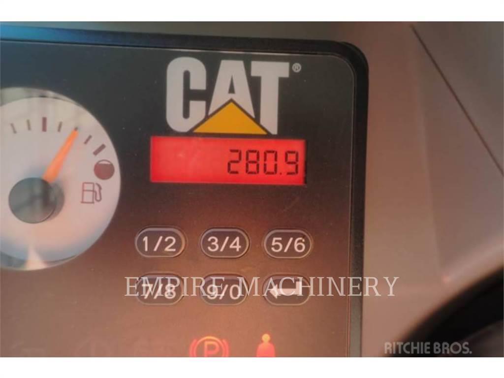 CAT 226D CA Kompaktlader
