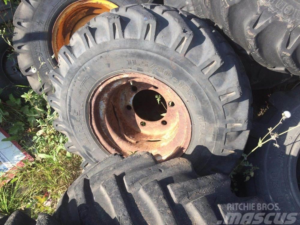  Dumper wheel and tyre 11.5/80 - 15.3 £60 plus vat  Reifen