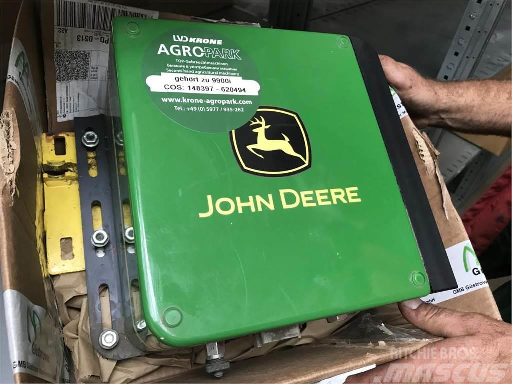 John Deere 9900 (MY19) Selbstfahrende Häcksler