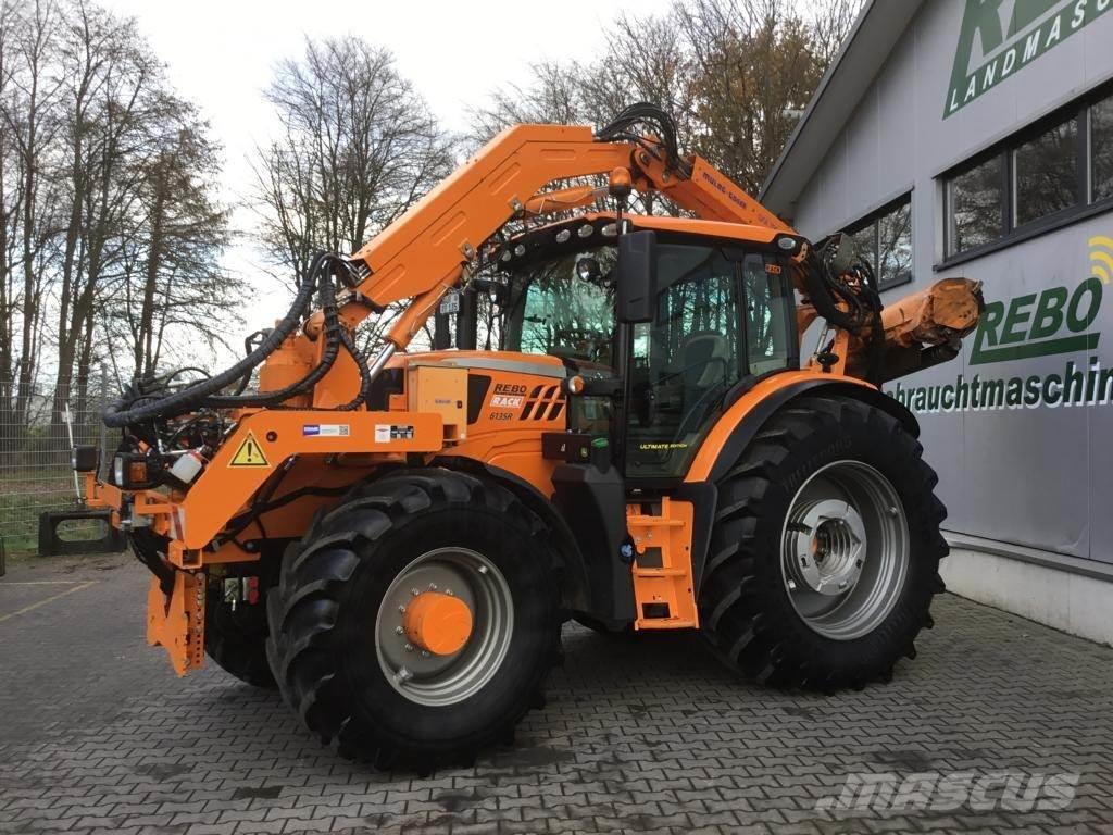 John Deere 6135R Traktoren