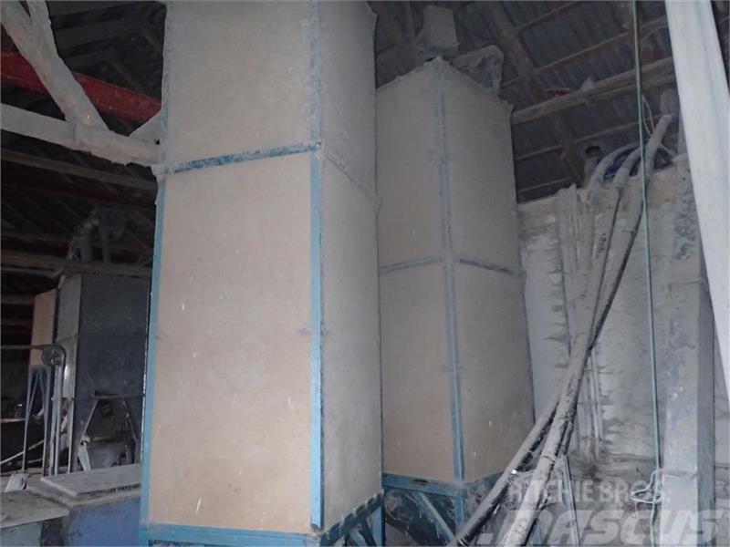  - - -  Færdigvarer siloer fra 1-2 ton Entnahme-/Verteilgeräte