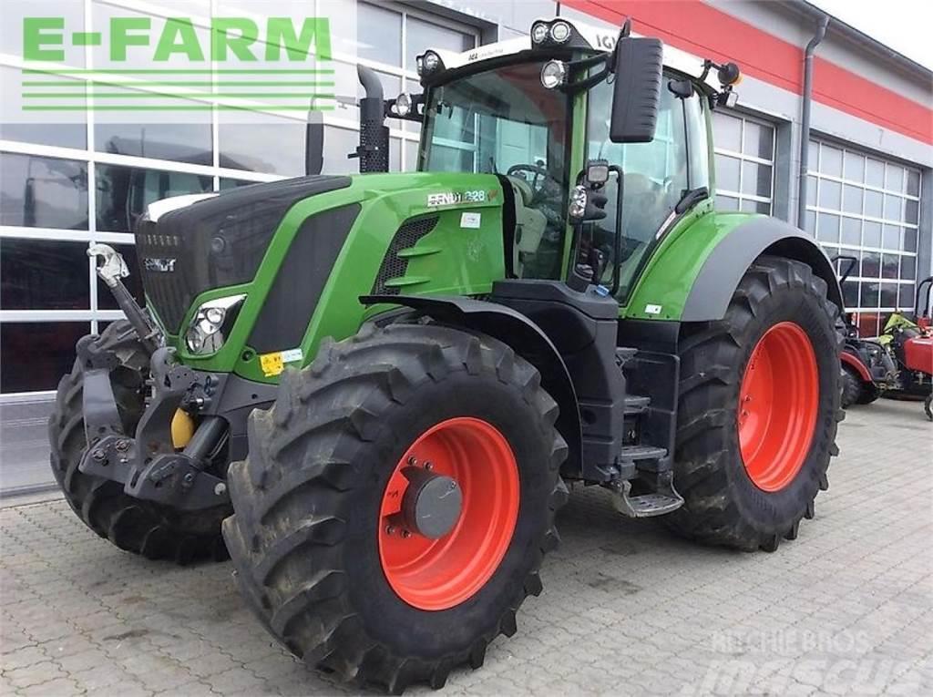 Fendt 828 vario s4 profi plus Traktoren