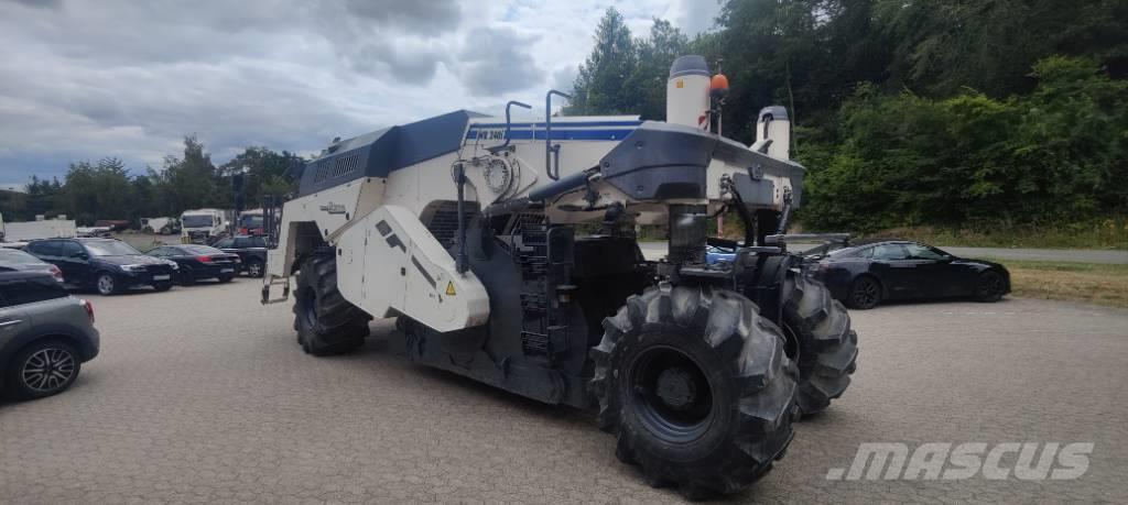 Wirtgen WR 240 i Asphalt-Recycler