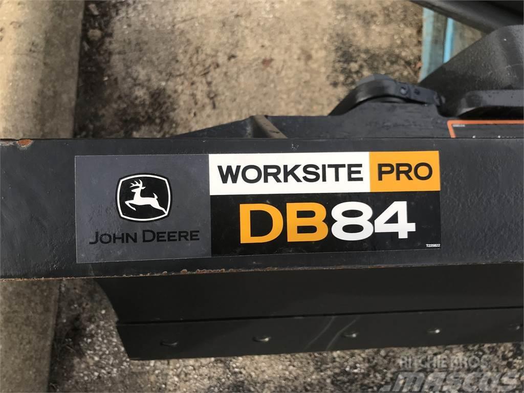 John Deere DB84 Andere
