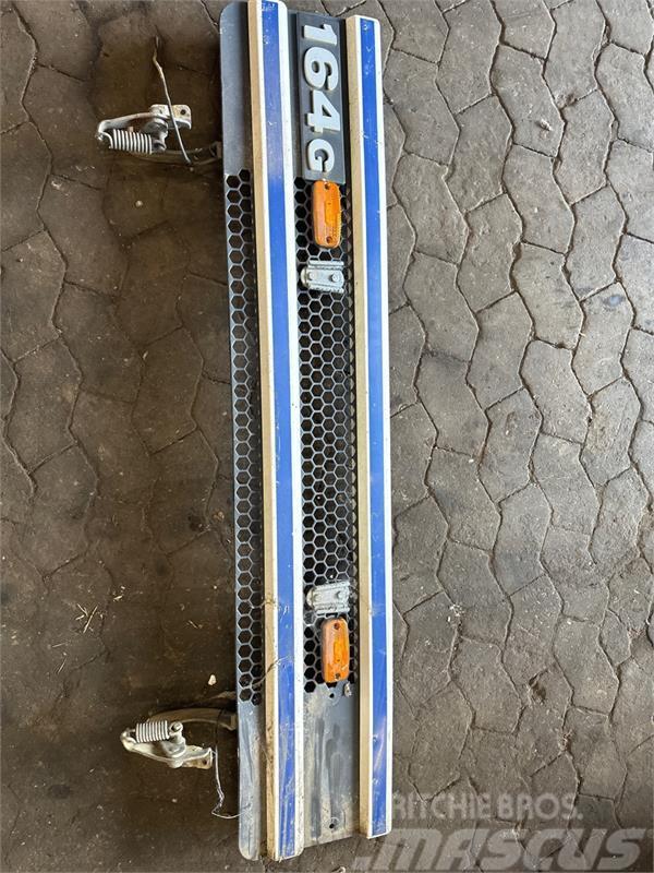 Scania SCANIA GRILL 1366384 Chassis