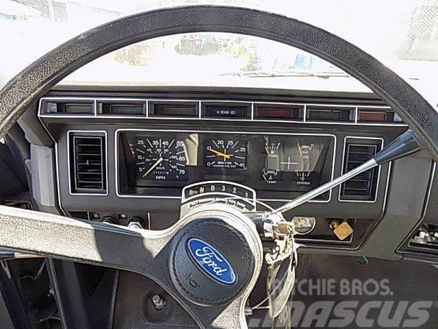 Ford F700 Kofferaufbau
