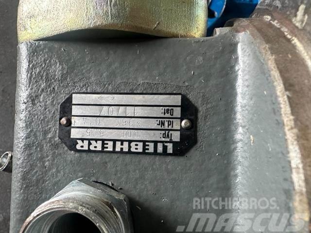 Liebherr R 924 COMPACT KOLUMNA HYDRAULICZNA Hydraulik