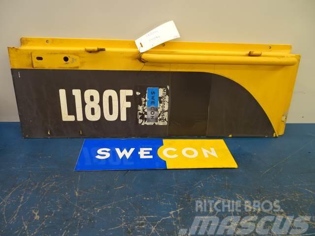 Volvo L180F Sidoluckor Chassis