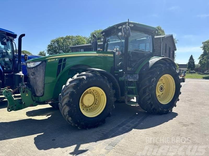 John Deere 8285 R Traktoren