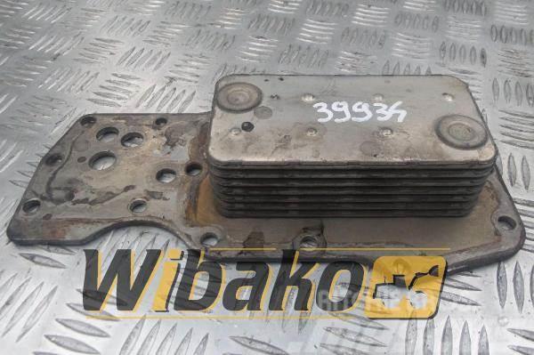 Iveco Oil cooler Engine / Motor Iveco F4AE0682C Andere Zubehörteile