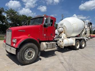 Kenworth W900S