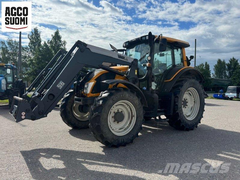 Valtra N123 HITECH Traktoren
