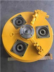 SEM 650B wheel loader torque converter