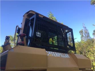 Bedrock Screens and Sweeps for CAT D7R