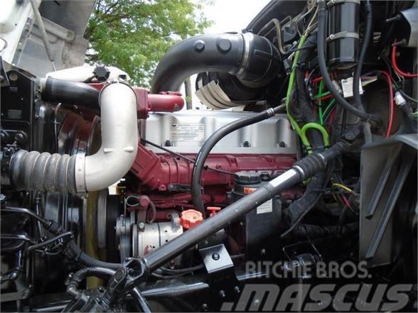 Mack PINNACLE CXU613 Sattelzugmaschinen