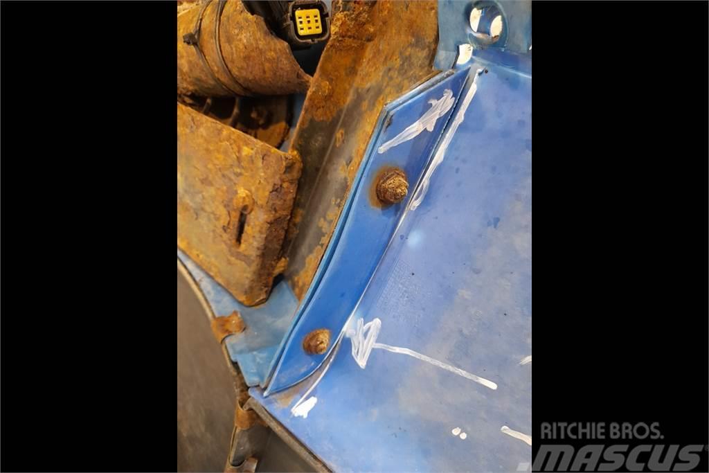 New Holland TM190 Rear Fender Chassis