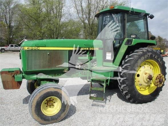 John Deere 4560 Traktoren
