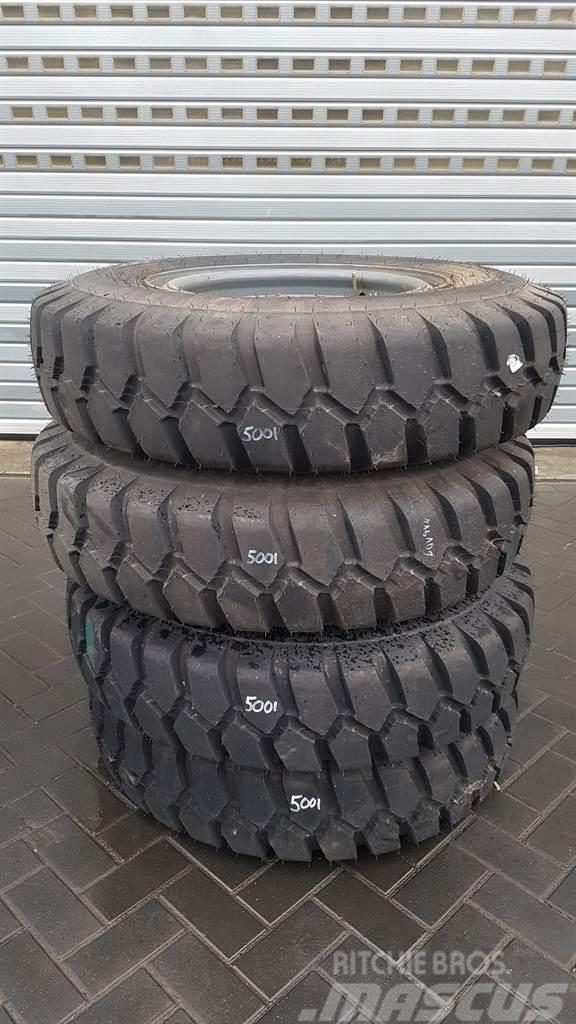 Armor Gard 9.00-20 - Tyre/Reifen/Band Reifen