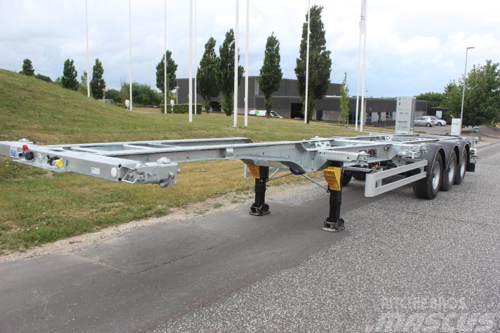 AMT CO300 Container chassis  for 40"  samt  2 x 20" Containerauflieger