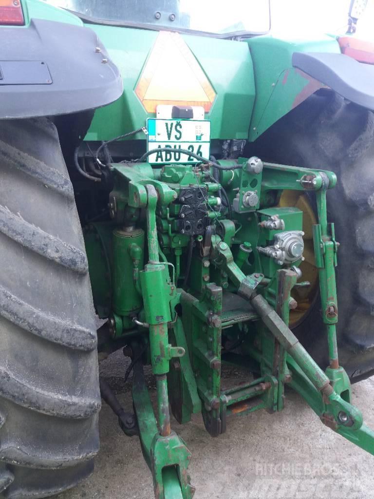John Deere 8320 Traktoren