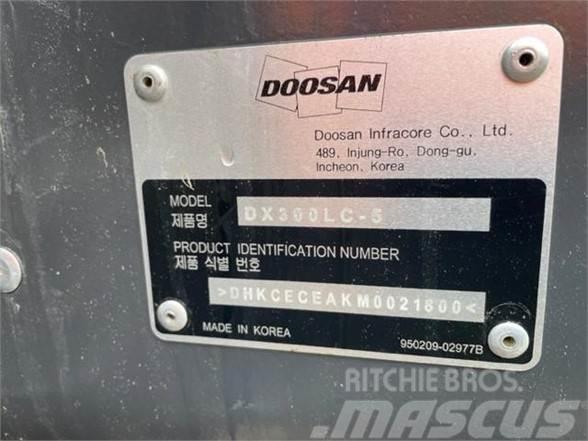Doosan DX300 LC-5 Raupenbagger