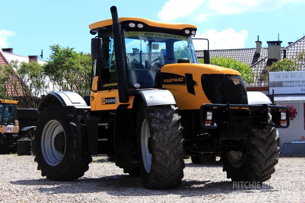 JCB Fastrac 3220-65 Traktoren