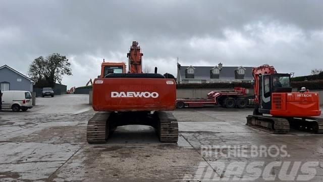 Daewoo 220LCV Raupenbagger