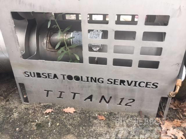  Subsea Tooling Services Titan 12 Schwimmbagger