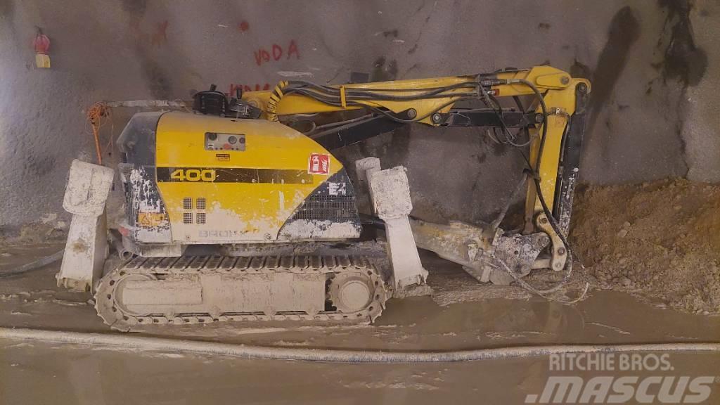 Brokk Excavator B 400 Raupenbagger