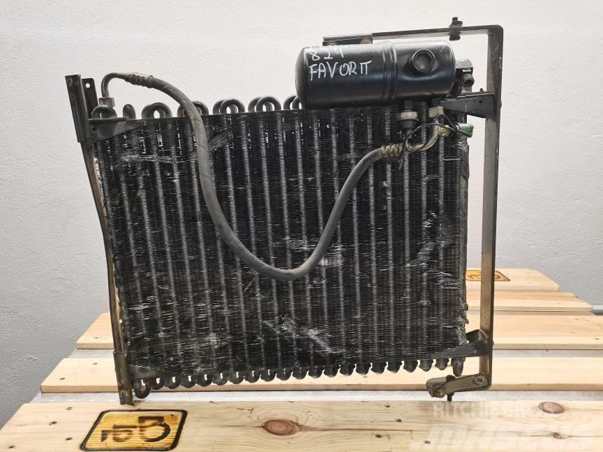 Fendt 926 Favorit {radiator conditioning Radiatoren