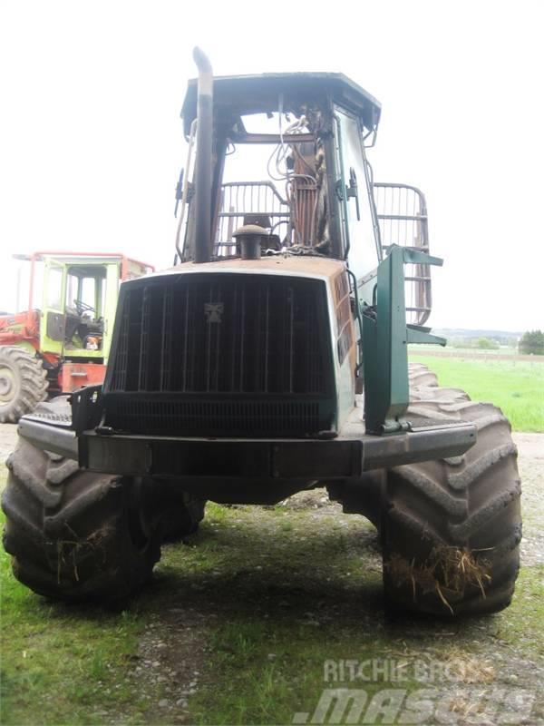 Timberjack 1110 for spare parts Forwarder