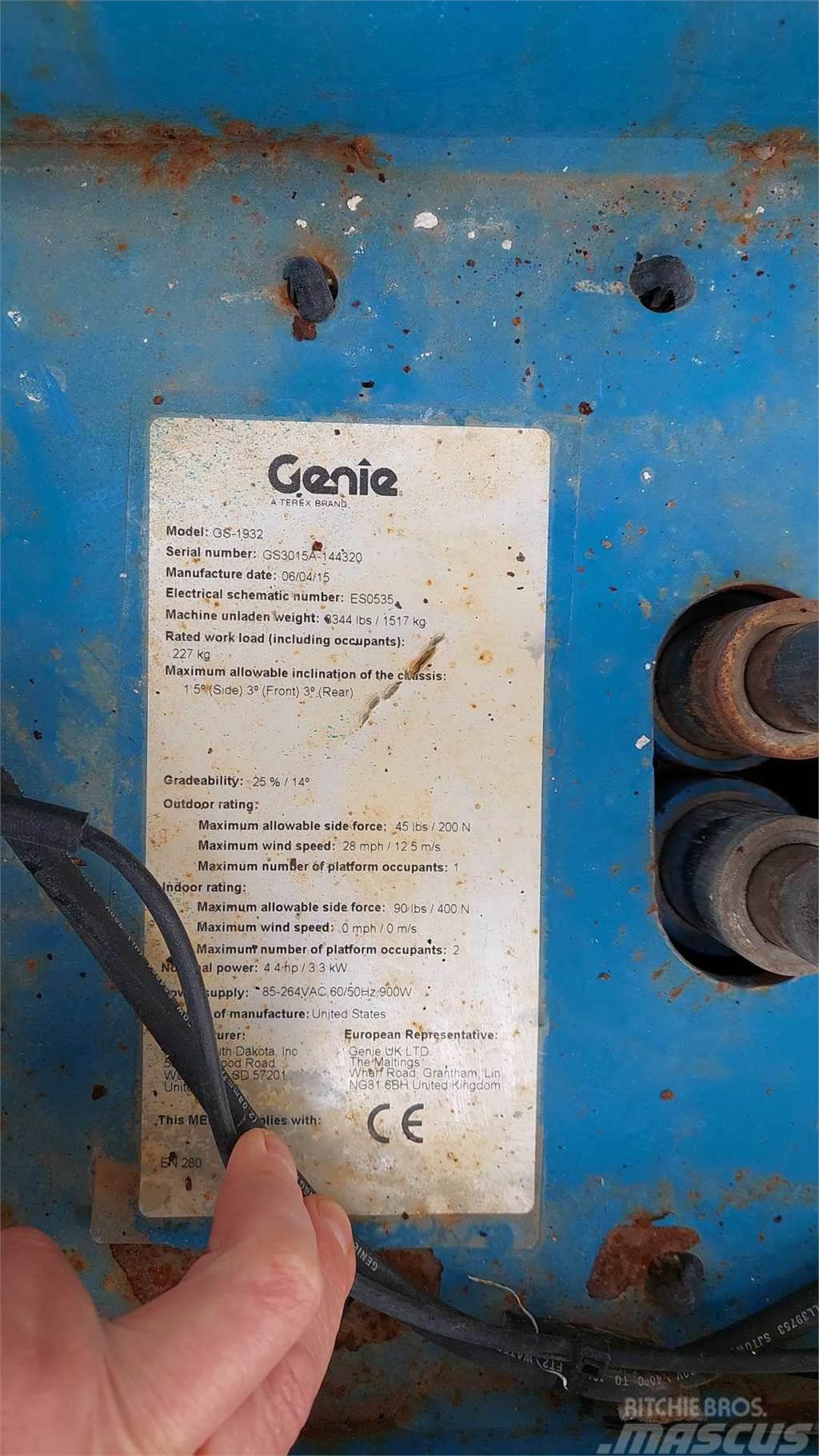 Genie GS1932 Scheren-Arbeitsbühnen
