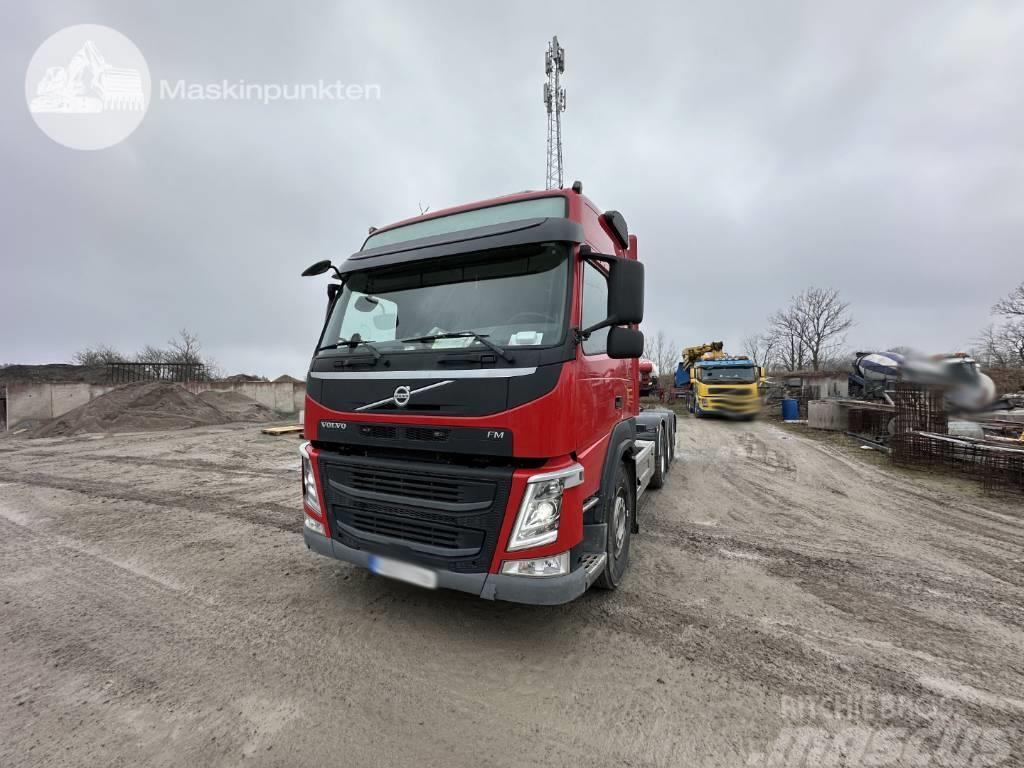 Volvo FM 420 LAXO + Lastväxlare + Betongroterare Containerwagen