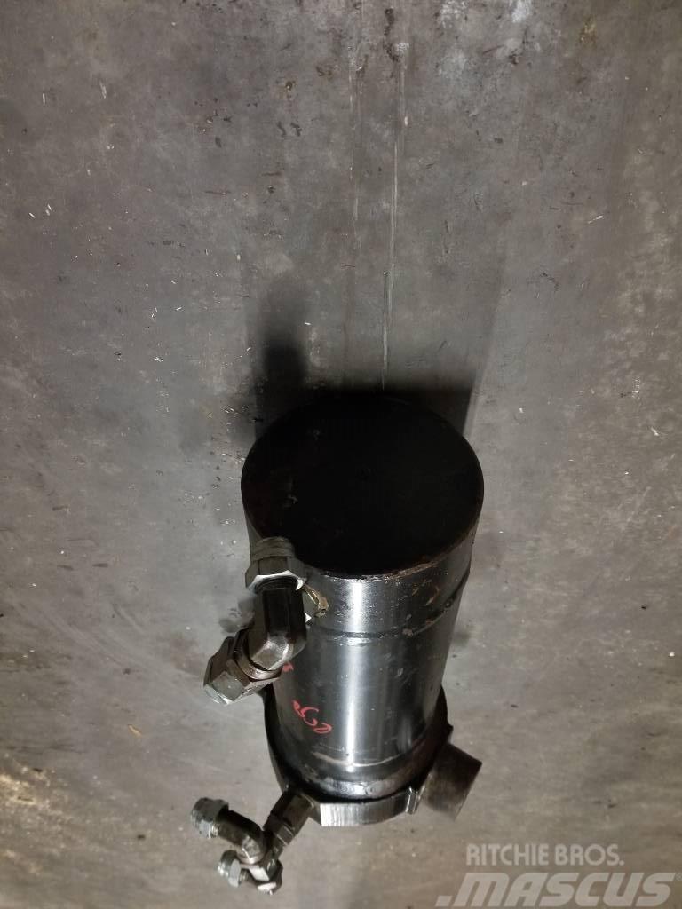 Ponsse Ergo Tilt Base Cylinder Hydraulik