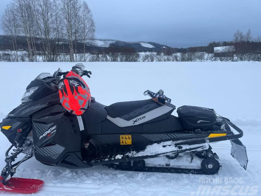 Ski-doo mxz 600 xrs Schneemobile