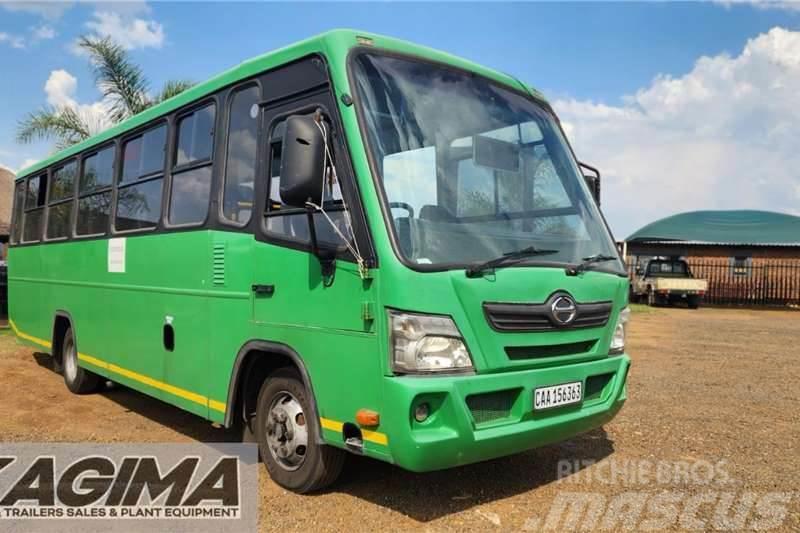 Hino 300 Busmark 2000 Andere Busse