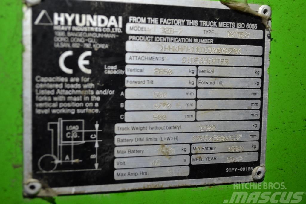 Hyundai 32 B-7 Elektrostapler