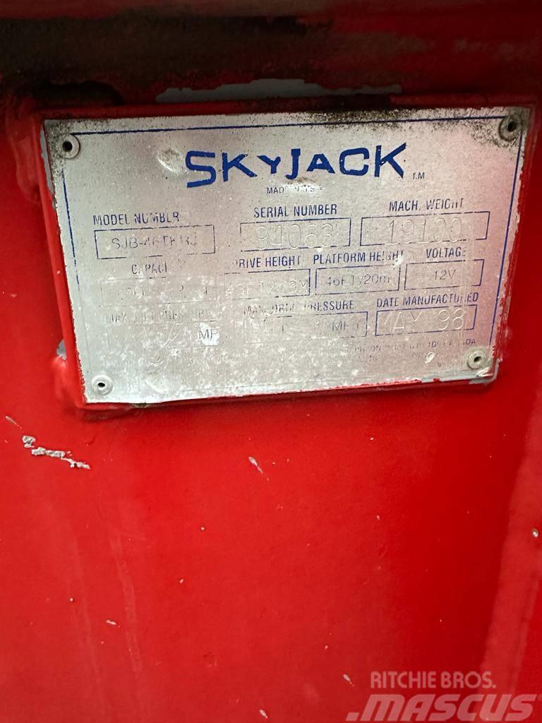 SkyJack SJ KB 46TK-RJ Gelenkteleskoparbeitsbühnen