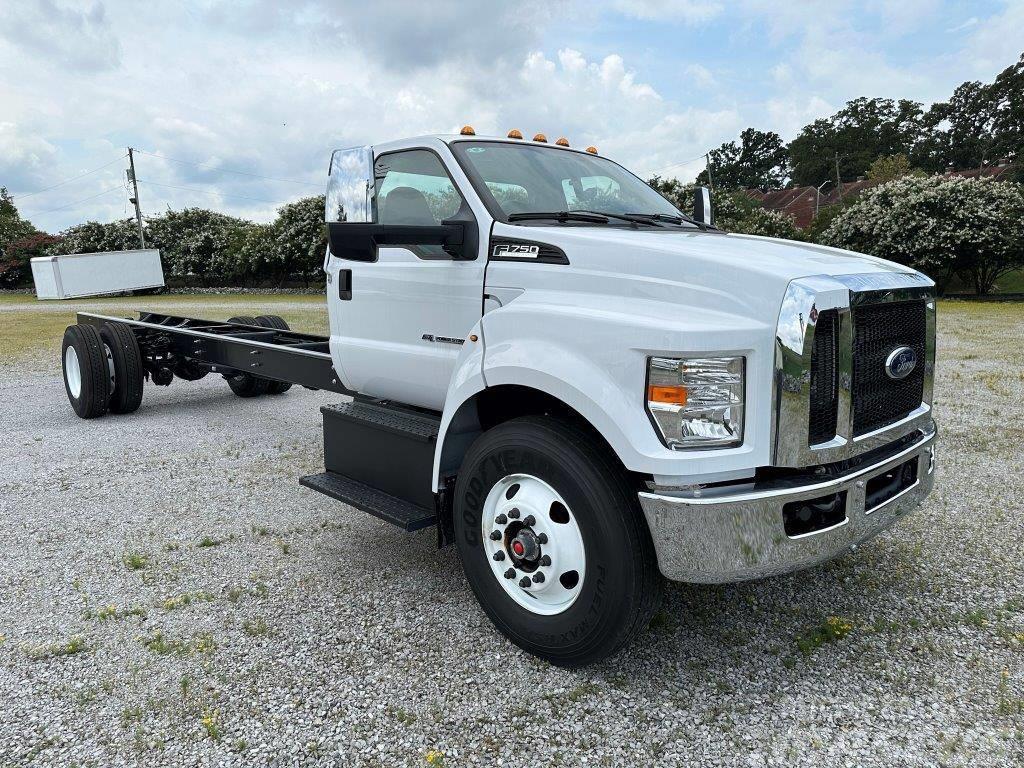 Ford F 750 Wechselfahrgestell