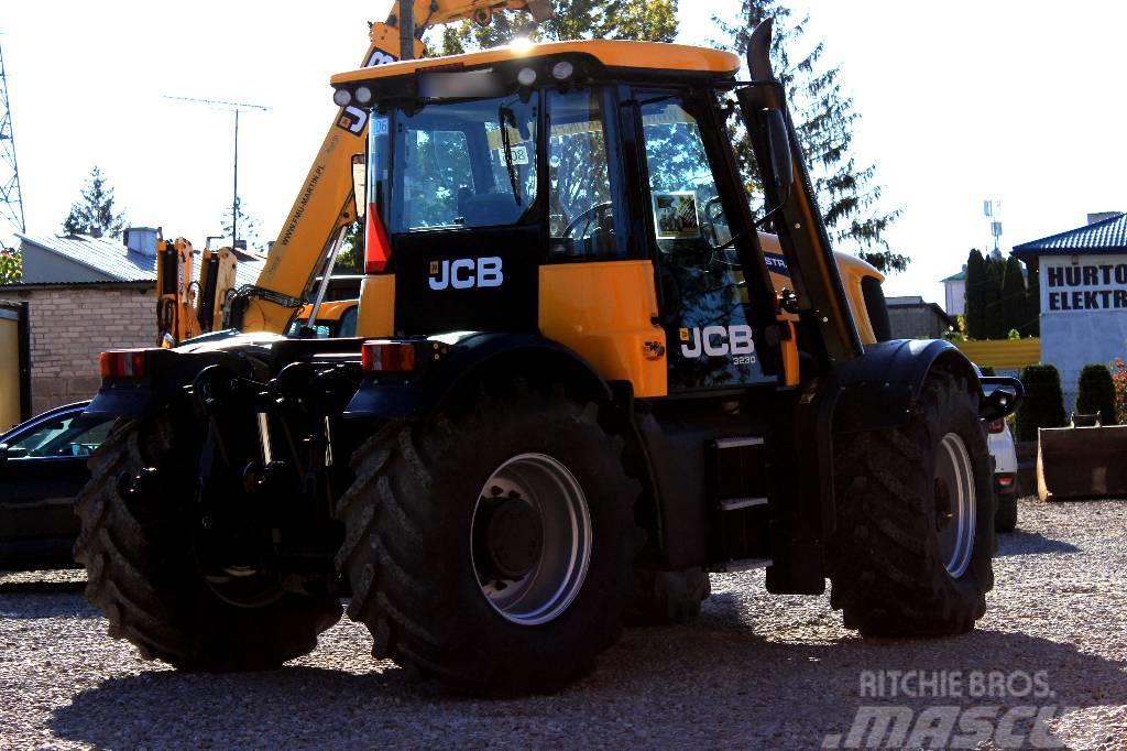 JCB FASTRAC 3230 XTRA Traktoren