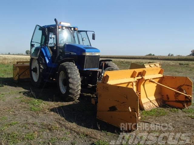 New Holland 8670 Traktoren