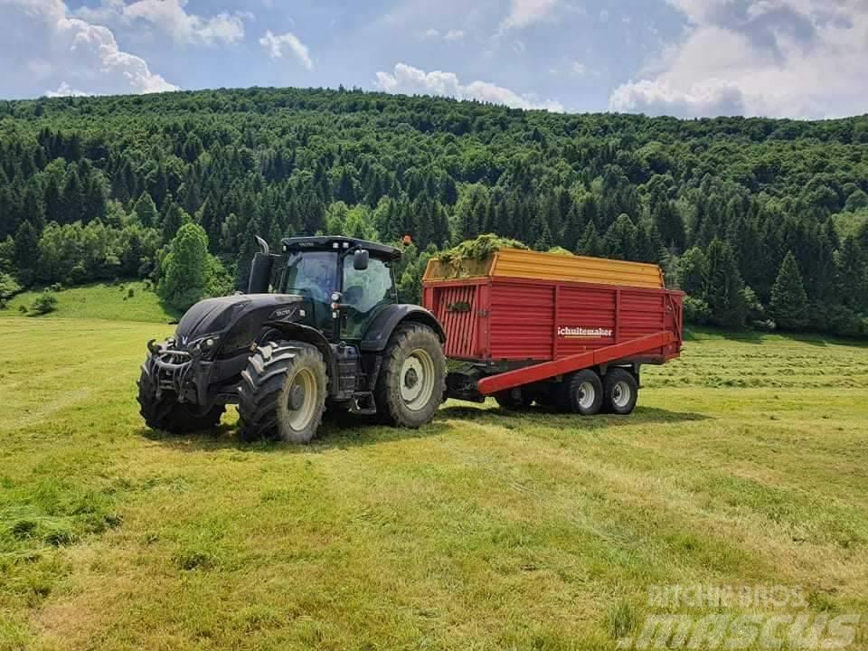 Valtra S 374 Traktoren