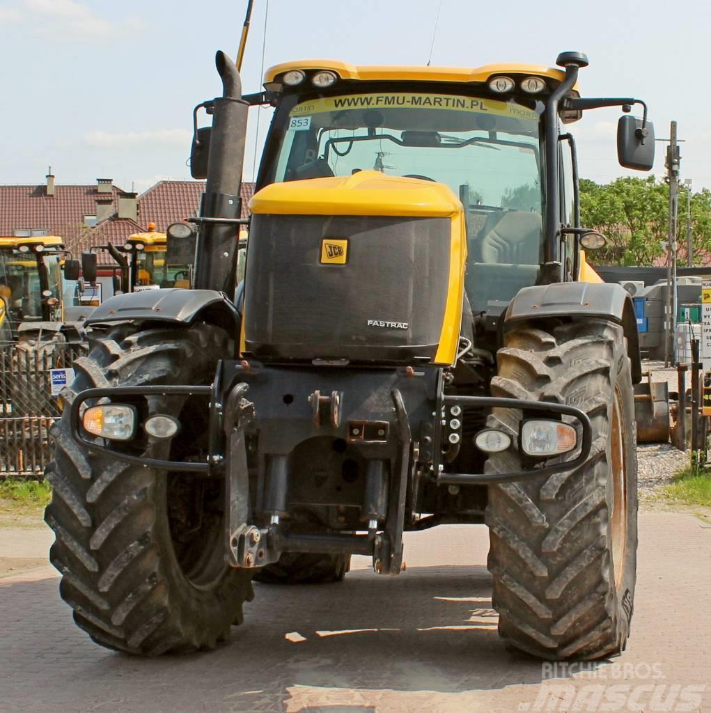 JCB Fastrac 8250 Traktoren